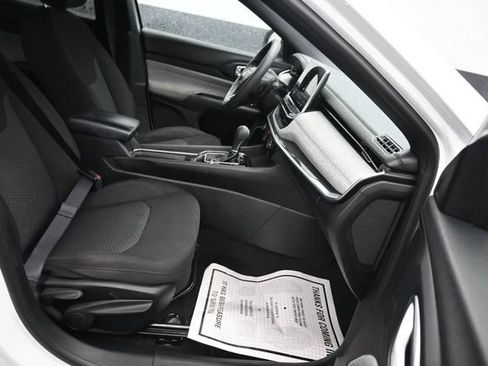 Used 2023 Jeep Compass Sport AWD/4WD image 8