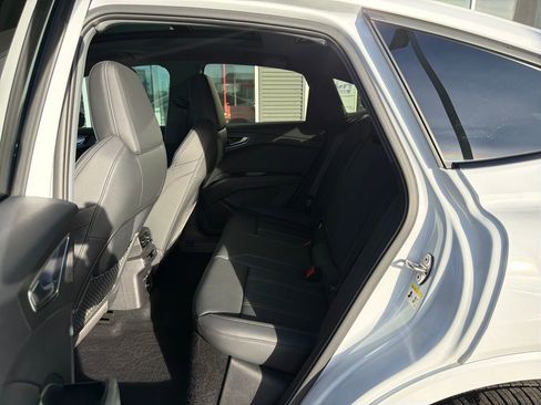 Used 2024 Audi Q4 e-tron Prestige w/ Black Optic Plus Package image 13