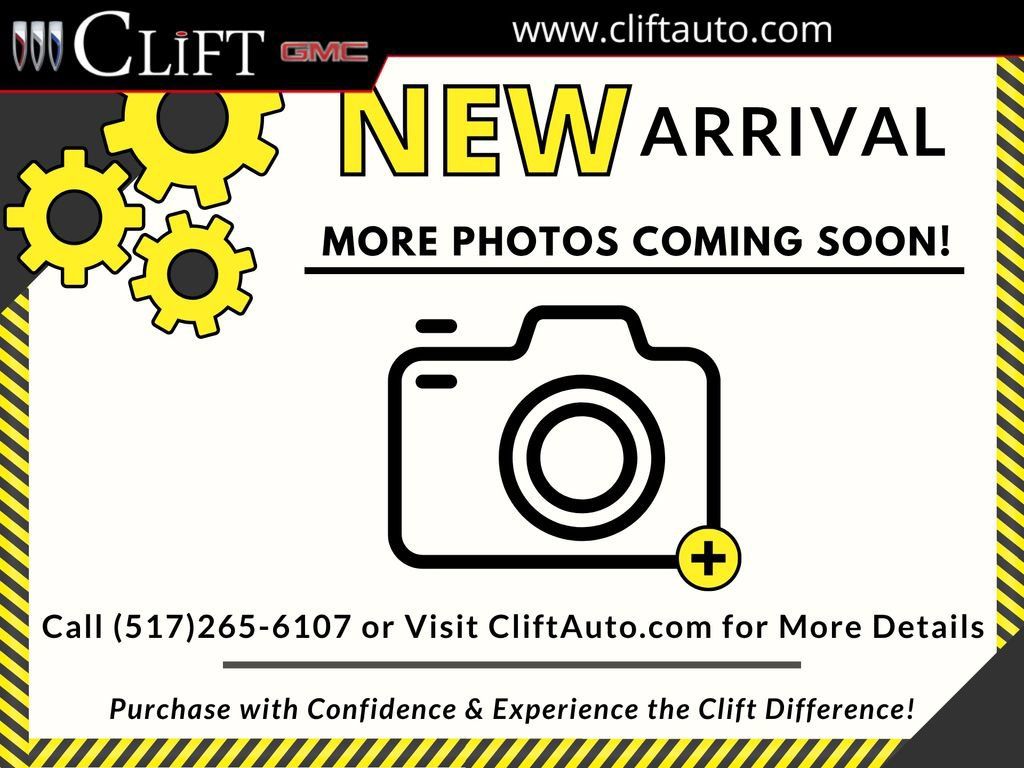 Used 2023 GMC Terrain SLT w/ LPO, Floor Liner Package FWD image 1