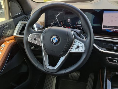 Certified 2024 BMW X7 xDrive40i w/ Executive Package AWD/4WD image 21