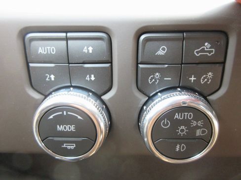 New 2026 GMC Sierra 2500 Denali w/ Denali Reserve Package image 18