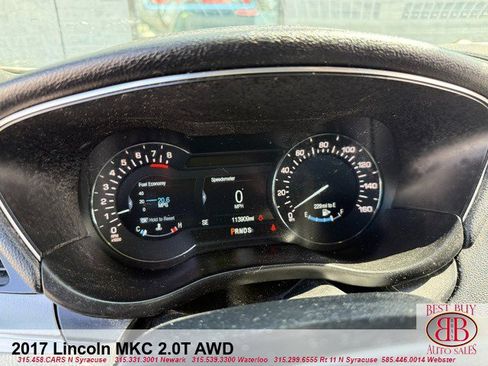Used 2017 Lincoln MKC Premiere image 24