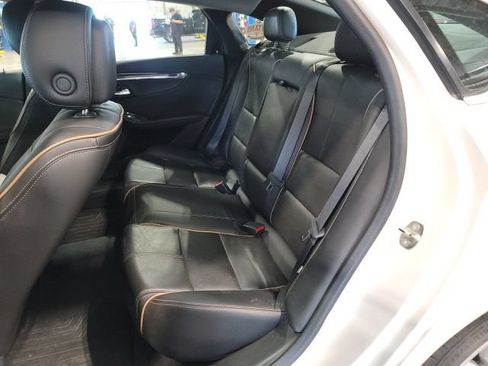 Used 2014 Chevrolet Impala LTZ FWD image 10
