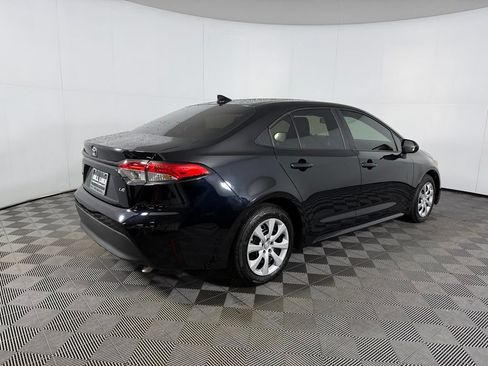 Used 2026 Toyota Corolla LE FWD image 7