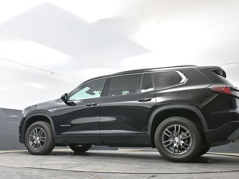 Used 2025 GMC Acadia Elevation FWD image 60