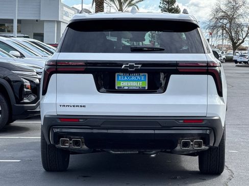 New 2026 Chevrolet Traverse LT w/ Midnight/Sport Edition image 4