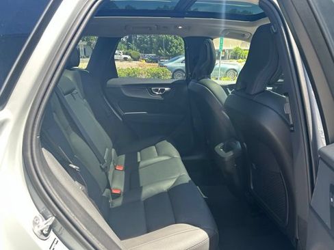 Used 2025 Volvo XC60 B5 Plus AWD/4WD image 13