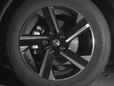 Used 2025 Nissan Sentra SV image 11