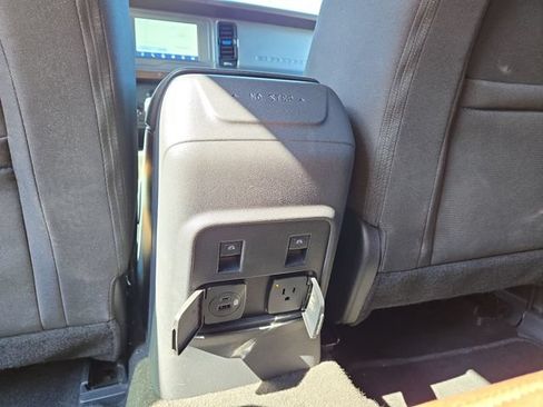 Used 2023 Ford Bronco Outer Banks AWD/4WD image 34