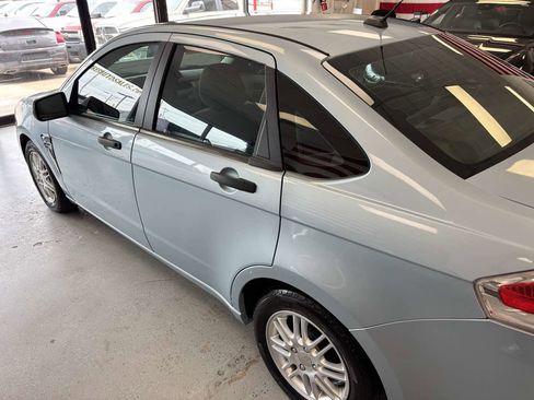 Used 2008 Ford Focus SE FWD image 11