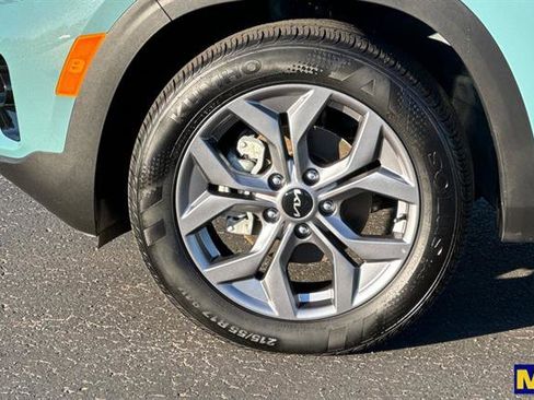 Used 2024 Kia Seltos S image 34