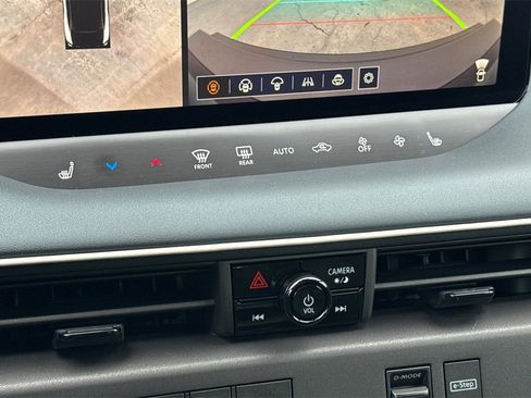 New 2026 Nissan Leaf SV+ image 17