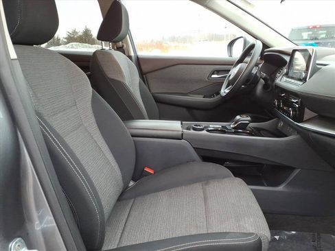 Certified 2023 Nissan Rogue SV image 5