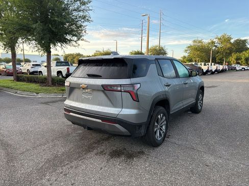 Used 2026 Chevrolet Equinox LT FWD image 5