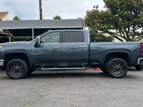 Used 2020 Chevrolet Silverado 2500 LTZ w/ LTZ Plus Package RWD image 7