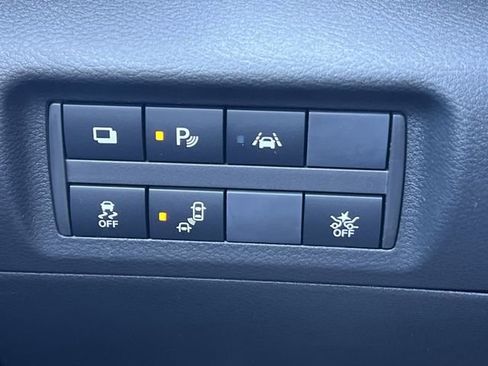 New 2025 Nissan Kicks Play S image 13