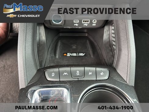 Used 2023 Chevrolet TrailBlazer RS w/ Sun and Liftgate Package image 16