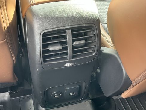 Used 2022 Ford Bronco Sport Badlands w/ Premium Package image 16