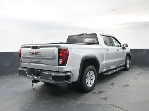 Certified 2022 GMC Sierra 1500 SLE image 5