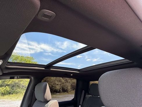 Used 2022 RAM 1500 Big Horn AWD/4WD image 4