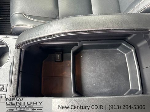 Used 2018 Toyota Highlander XLE AWD/4WD image 37