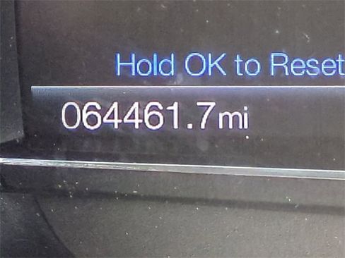 Used 2018 Ford Explorer XLT w/ Equipment Group 202A image 28