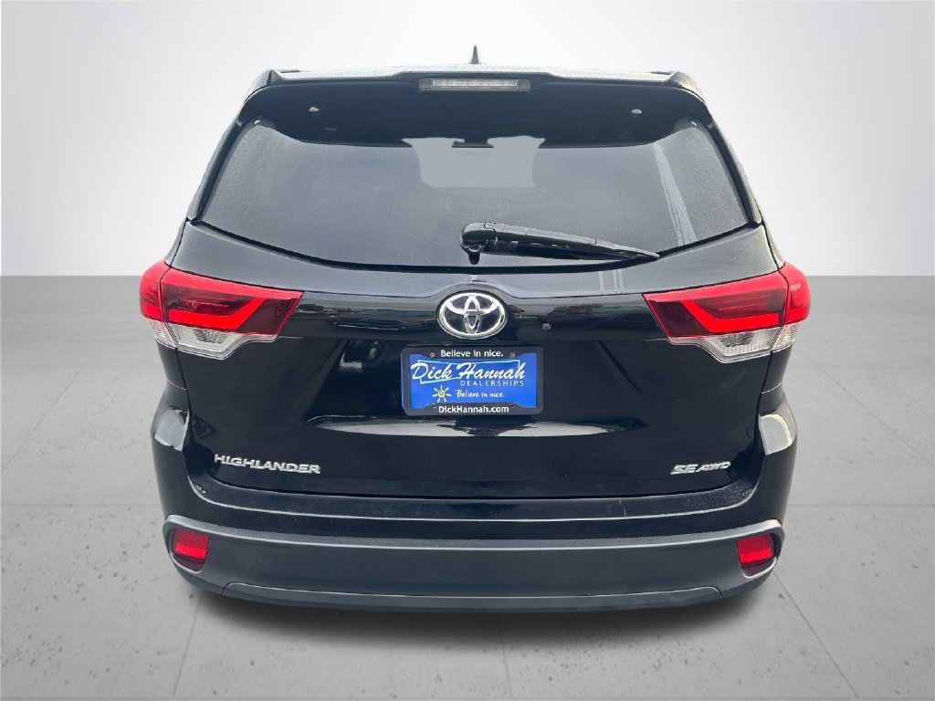 Used 2019 Toyota Highlander SE AWD/4WD image 8
