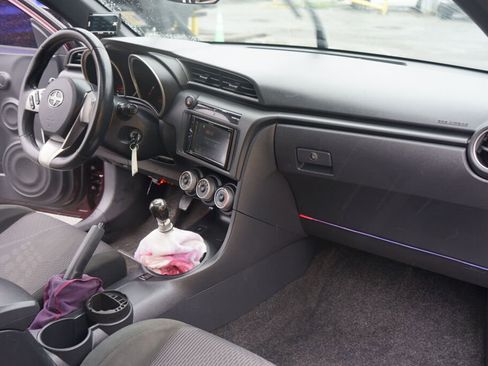 Used 2012 Scion tC image 13