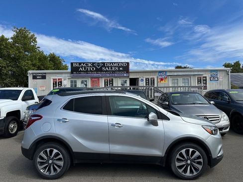 Used 2020 Buick Encore Essence AWD/4WD image 11