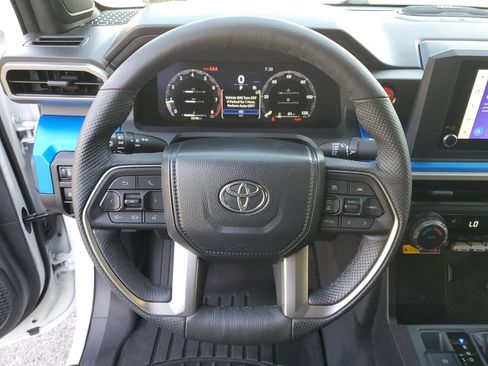 Used 2024 Toyota Tacoma TRD Off-Road w/ TRD Off Road Upgrade Package AWD/4WD image 23