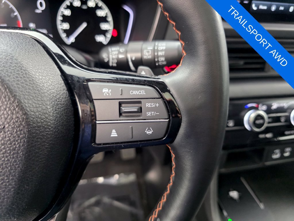 Used 2025 Honda Pilot TrailSport image 21