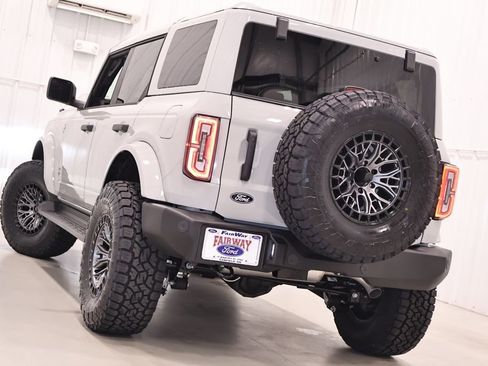 New 2026 Ford Bronco Outer Banks AWD/4WD image 29