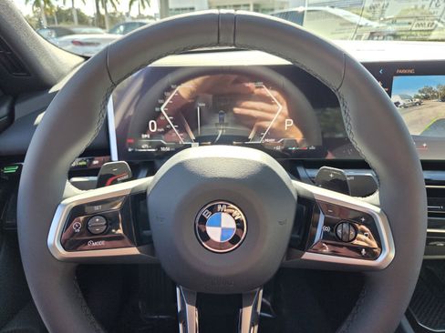 Used 2026 BMW 530i w/ M Sport Package image 25