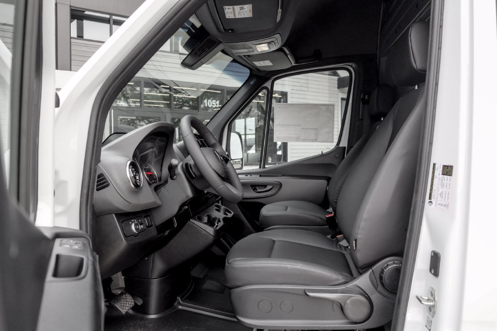 Used 2026 Mercedes-Benz Sprinter 2500 image 12