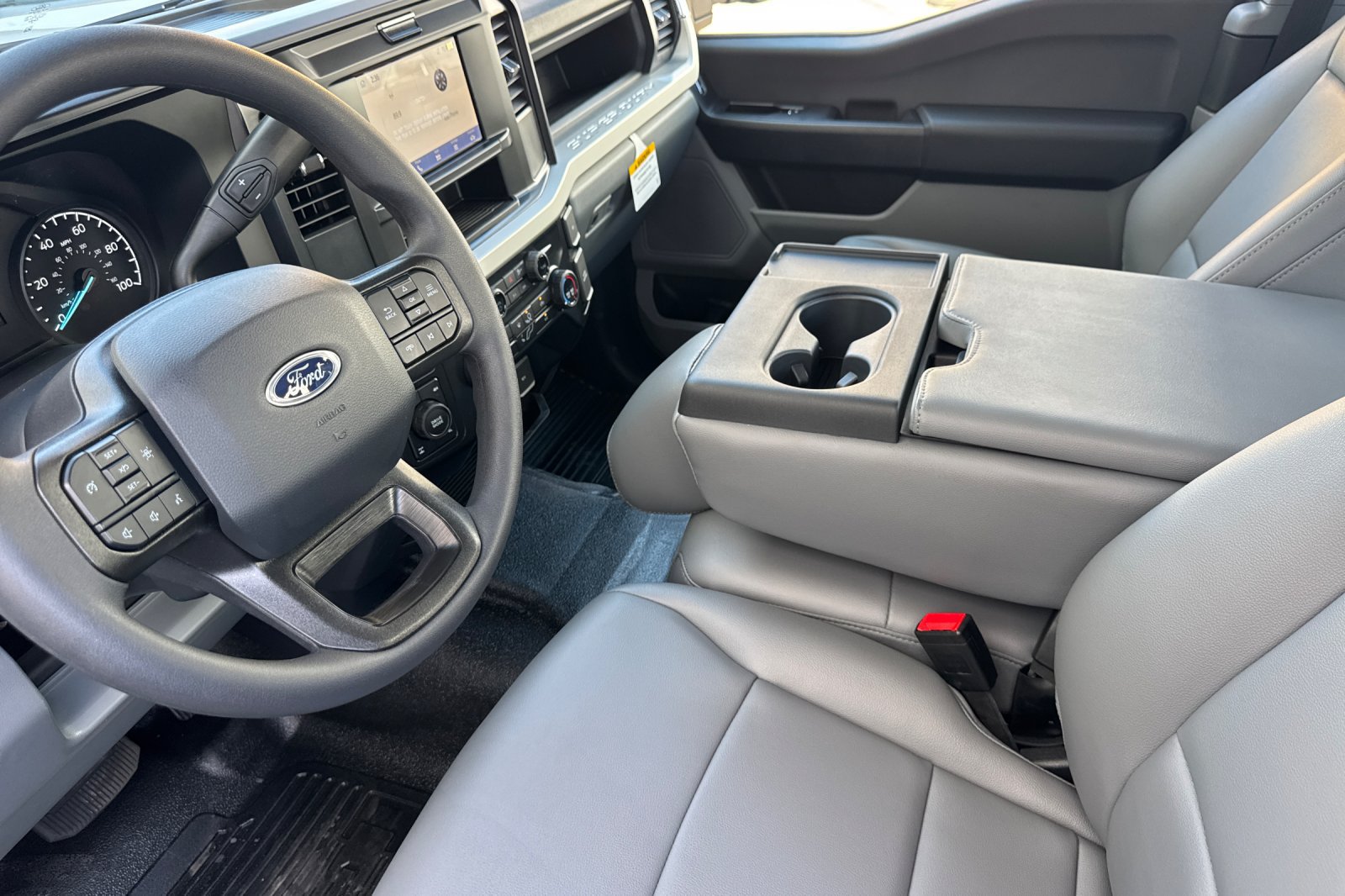 New 2026 Ford F350 XL AWD/4WD image 9
