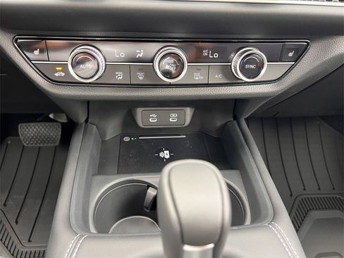 New 2026 Honda HR-V EX-L image 29