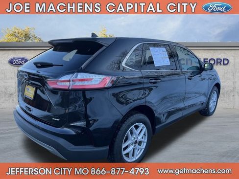 Certified 2024 Ford Edge SEL w/ Convenience Package image 7
