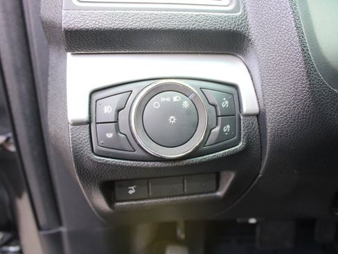 Used 2017 Ford Explorer XLT w/ Equipment Group 202A image 17