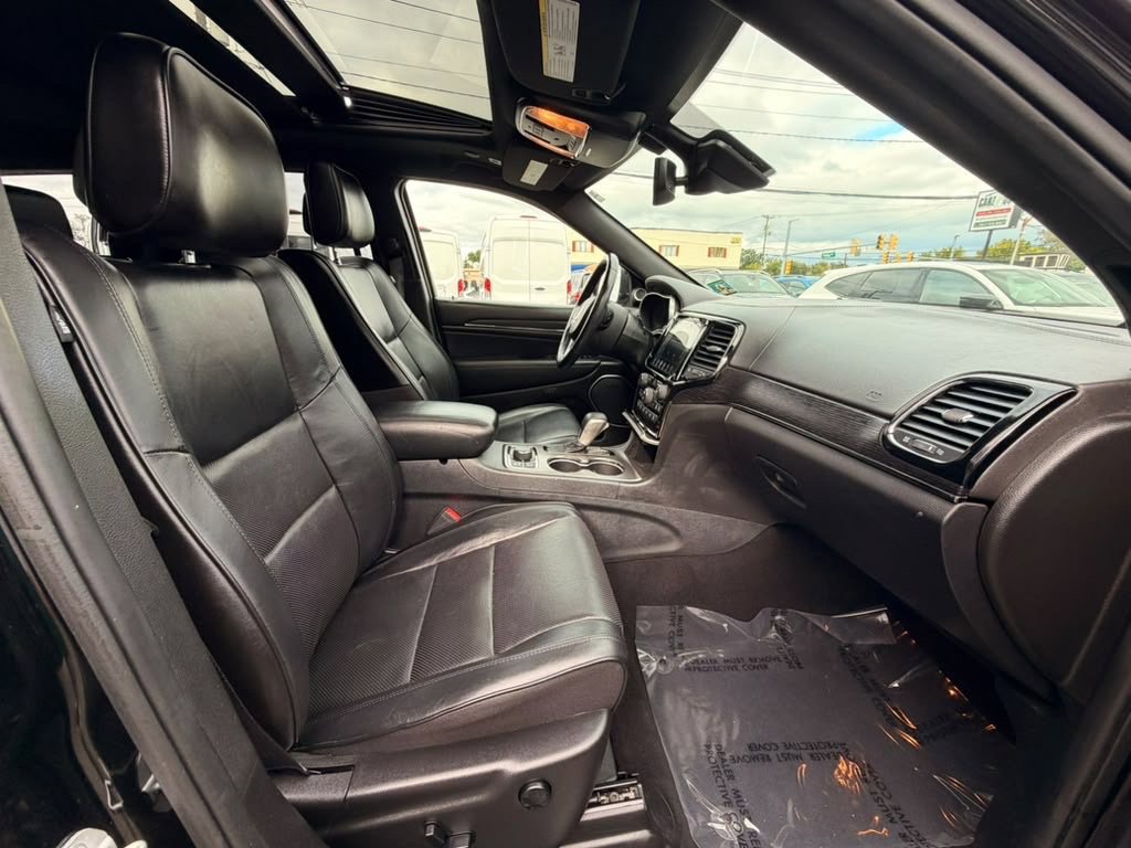 Used 2019 Jeep Grand Cherokee High Altitude AWD/4WD image 23