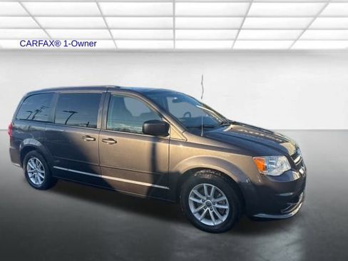 Used 2015 Dodge Grand Caravan SXT image 1