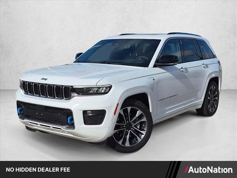 Used 2022 Jeep Grand Cherokee Overland w/ Luxury Tech Group IV AWD/4WD image 1