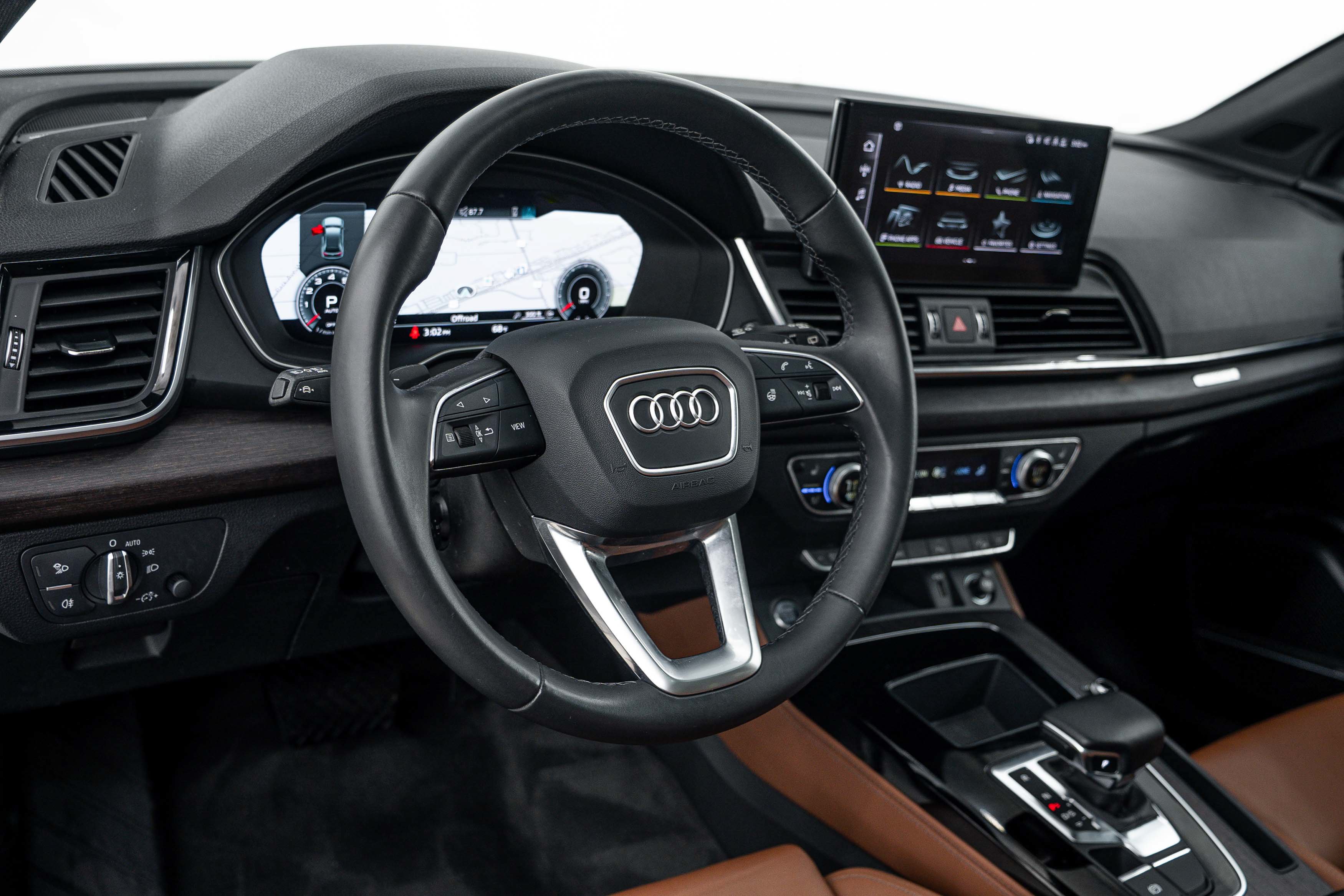Certified 2023 Audi Q5 2.0T Premium Plus w/ Premium Plus Package AWD/4WD image 9
