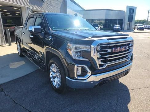Used 2019 GMC Sierra 1500 SLT w/ SLT Premium Package AWD/4WD image 10