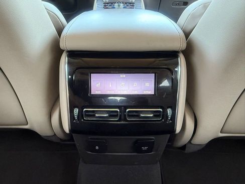 Used 2023 Lincoln Aviator Reserve w/ Equipment Group 201A image 19