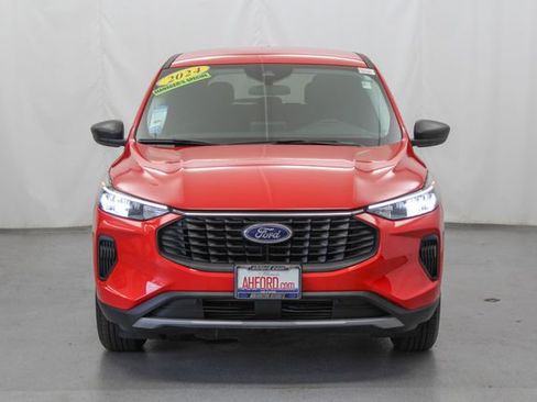 Used 2024 Ford Escape Active AWD/4WD image 3