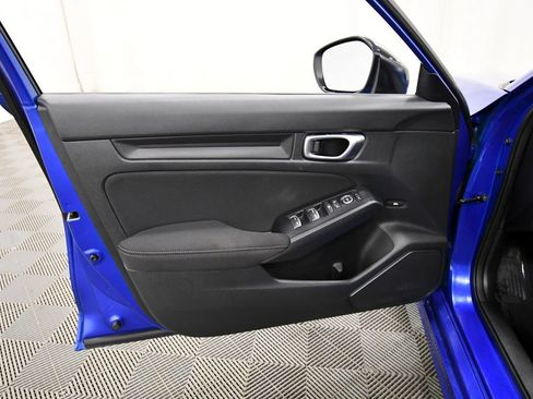 Used 2023 Honda Civic Sport image 13
