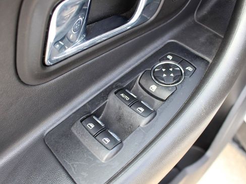 Used 2014 Ford Taurus SEL w/ Equipment Group 201A FWD image 13