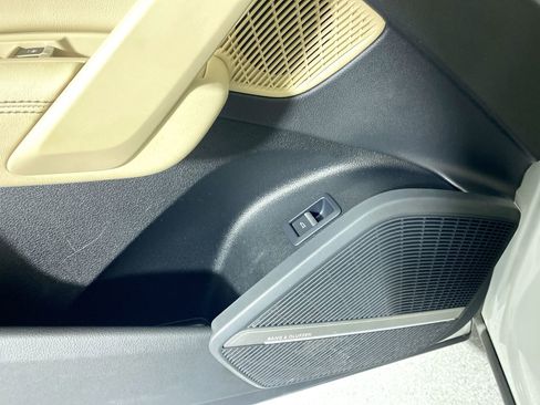 Used 2021 Audi Q5 Premium Plus w/ Premium Plus Package image 10