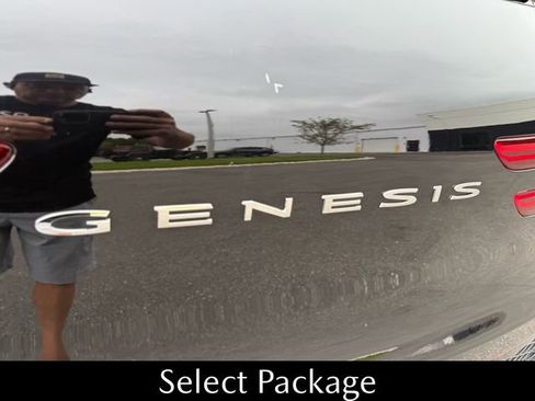 Used 2024 Genesis GV70 2.5T w/ Select Package image 12