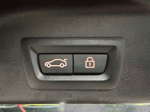 Used 2023 BMW X5 xDrive40i AWD/4WD image 13